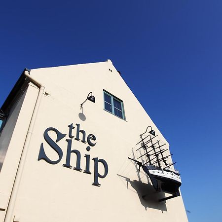 The Ship Hotel Brancaster Exteriör bild